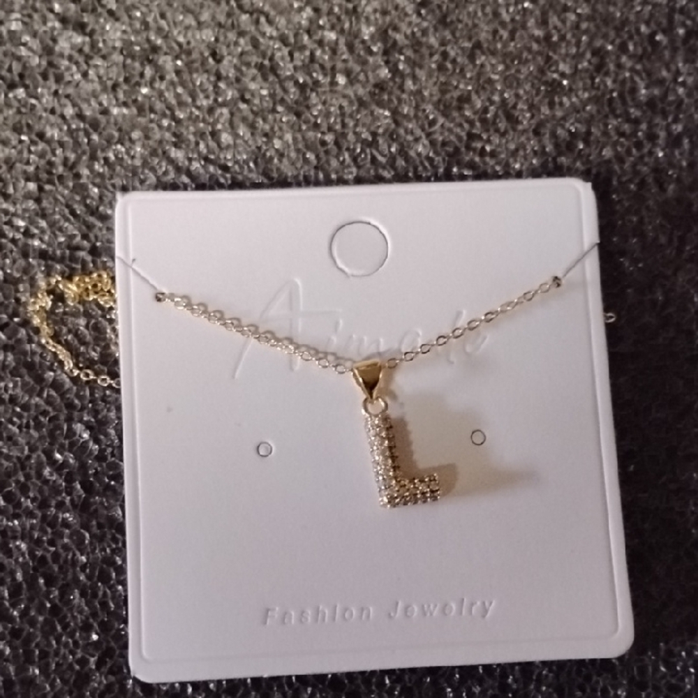 Gold Tone Initial 'L' Pendant Necklace